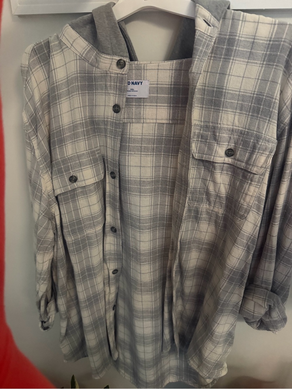 Old Navy Men's Gray and White Plaid Lightweight Shirt Jacket